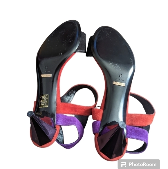 HP. Gucci Colour Blocked Sandals - Picture 7 of 12